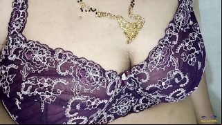 Horny Bhabhi Having Sex with Cucumber xxx Vegetarian Sex Video