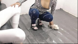 Tamil village babe gets sexually aroused and takes off her clothes Video